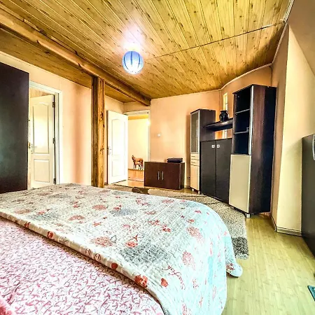 Pinevilla Villa *